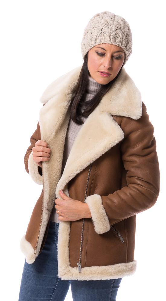 Lucy cognac Lammfelljacke von TRENDZONE