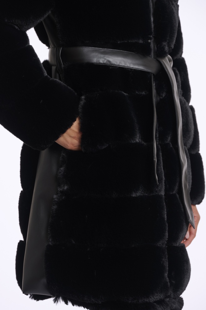 Bridget black Faux fur coat von RINO&PELLE 