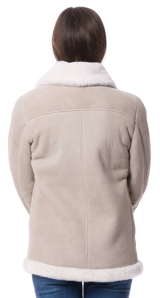 Lucy beige Lammfell Jacke für Damen von TRENDZONE Lucy beige Lammfell Jacke für Damen von TRENDZONE