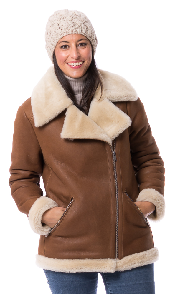 Lucy cognac Lammfelljacke von TRENDZONE