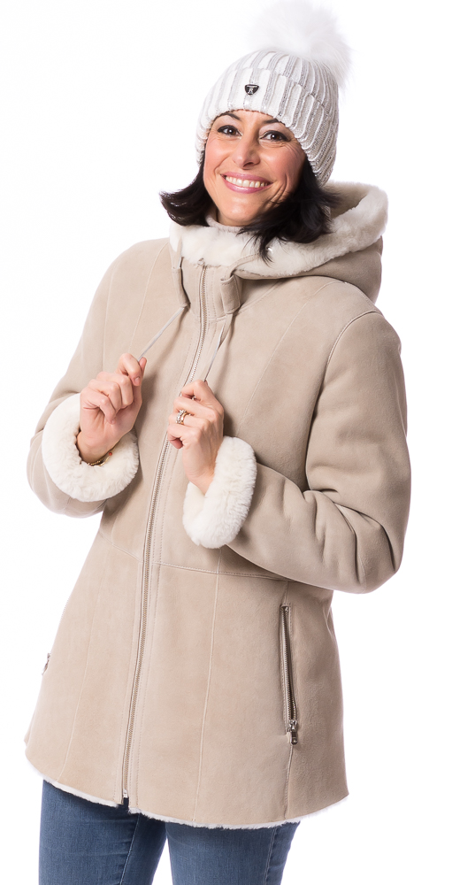 Montreux beige Kapuzenjacke aus Lammfell von TRENDZONE